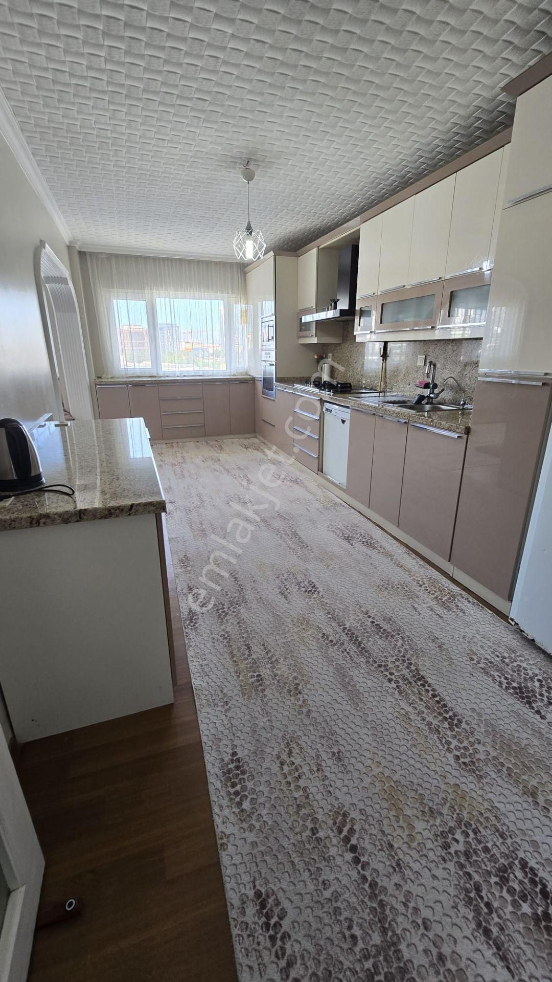 Beylikdüzü Adnan Kahveci Mah. 200 M² İçi Yapılı 4+2 Dubleks Daire - Görsel 5