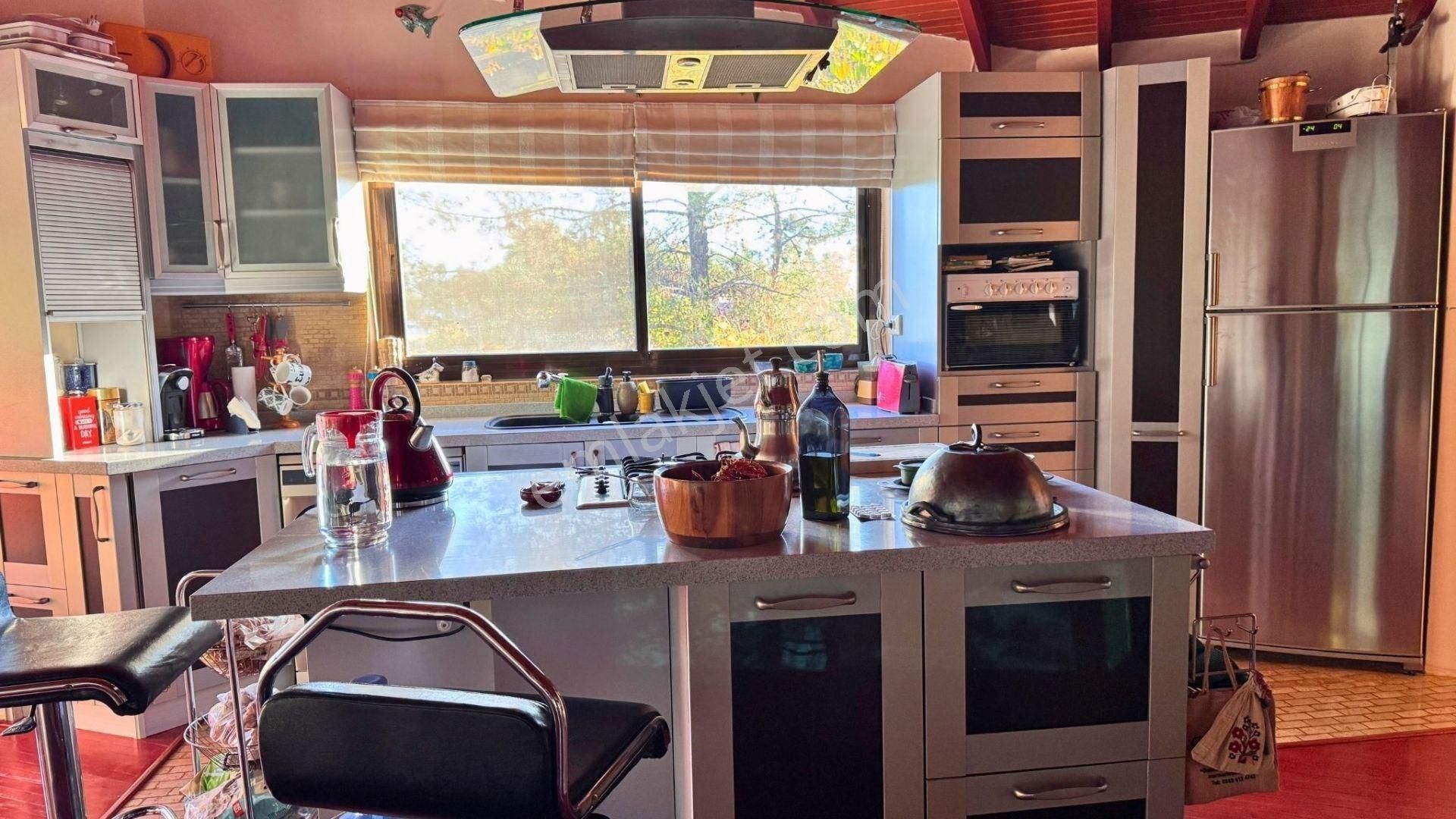 Hisarönü Özel İskeleli 3+1 Taş Villa - Turizm Yatırım Fırsatı - Görsel 4