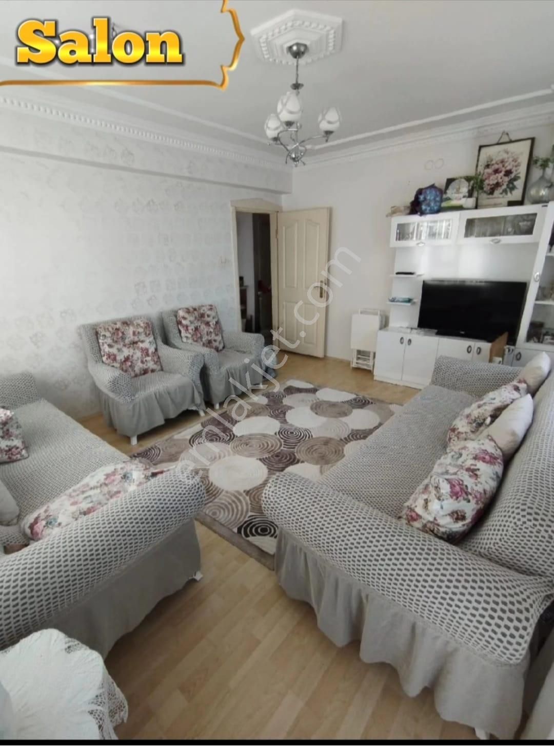 Afyon Eşref Paşa Mahallesinde Satılık 3+1 Daire - Görsel 3