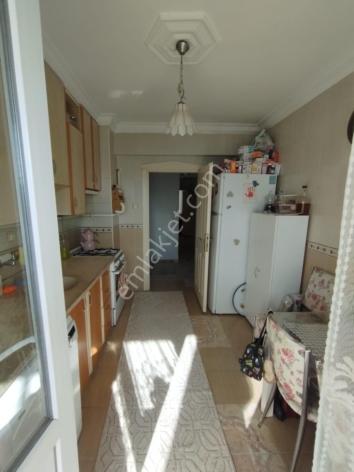 Afyon Eşref Paşa Mahallesinde Satılık 3+1 Daire - Görsel 11