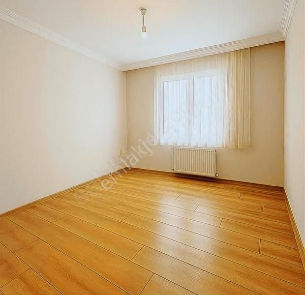 Gayrimenkulist'ten Giyinme Odalı Geniş 2+1 - Görsel 7