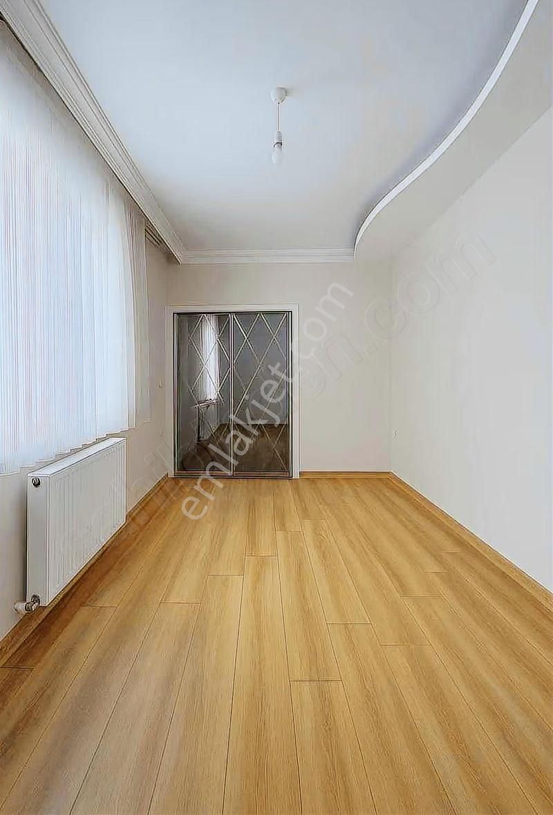 Gayrimenkulist'ten Giyinme Odalı Geniş 2+1 - Görsel 8