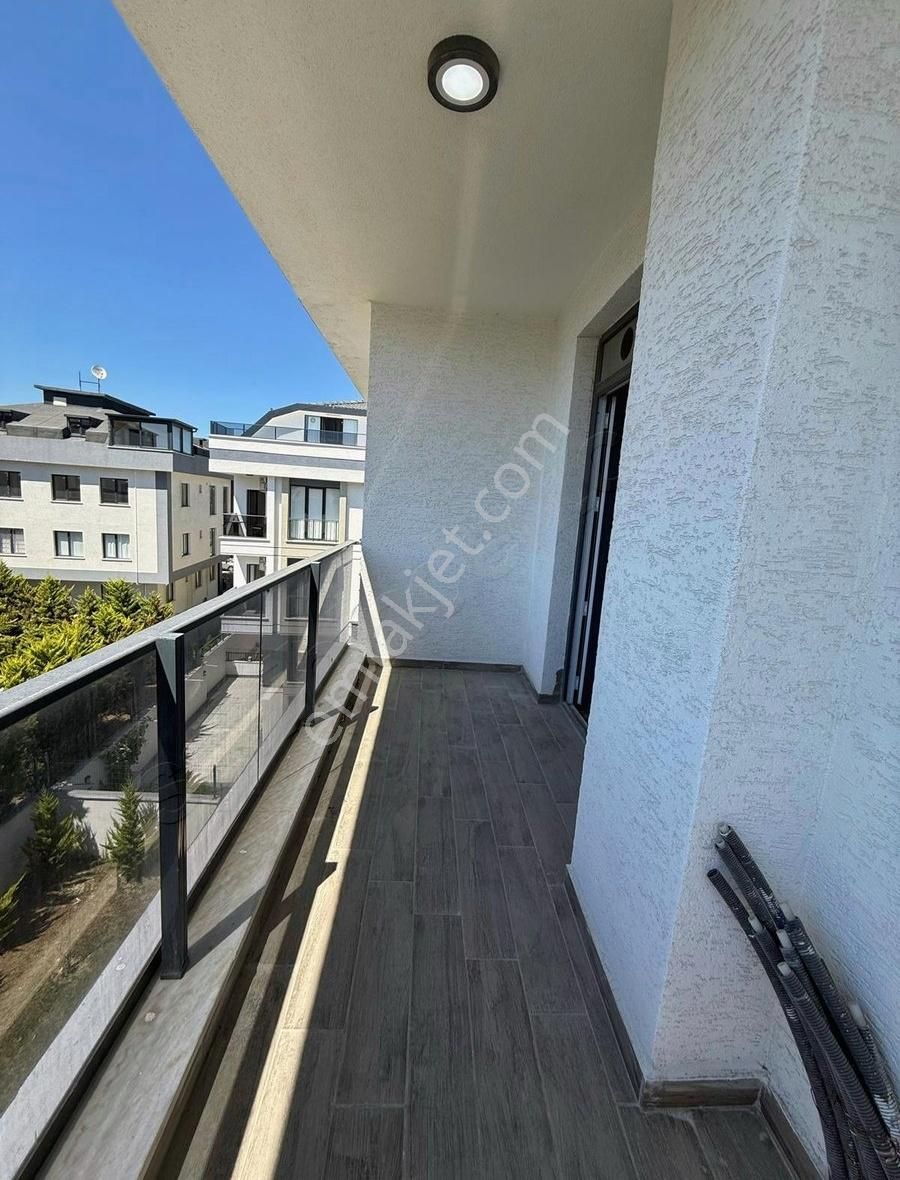 Adnan Kahveci'de Kolejler Bölgesinde Krediye Uygun Lüx Daire - Görsel 6