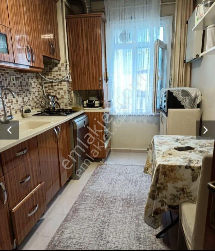 Fatih'in Kalbinde 3+1 Ara Kat Satılık Daire - Görsel 13