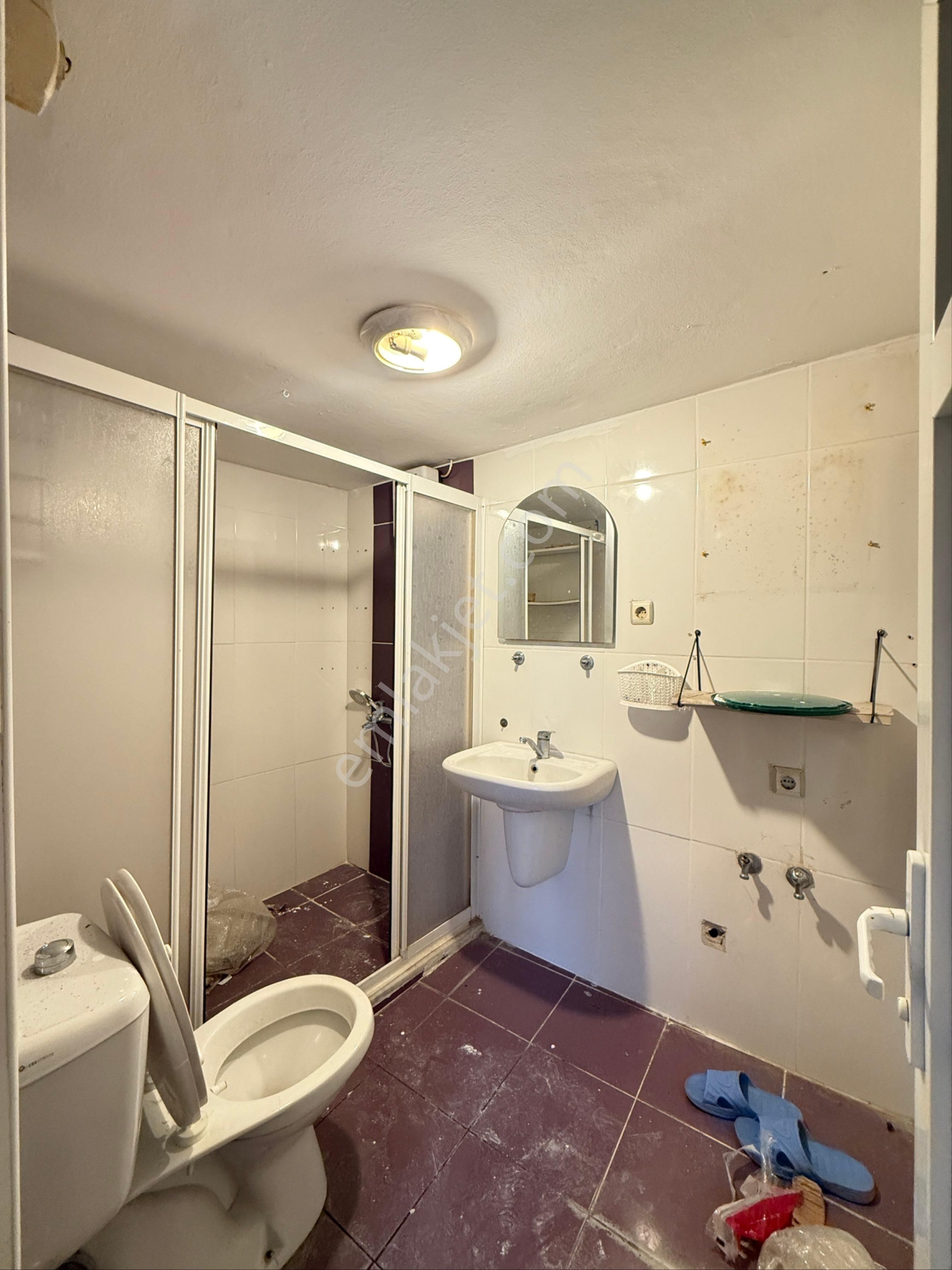 Remint’den Mahfesiğmaz Mahalelsinde 3*1 Kapalı Mutfak Dirrk Hasarsız Satılık Daire Kaçmaz Fiyat!! - Görsel 6