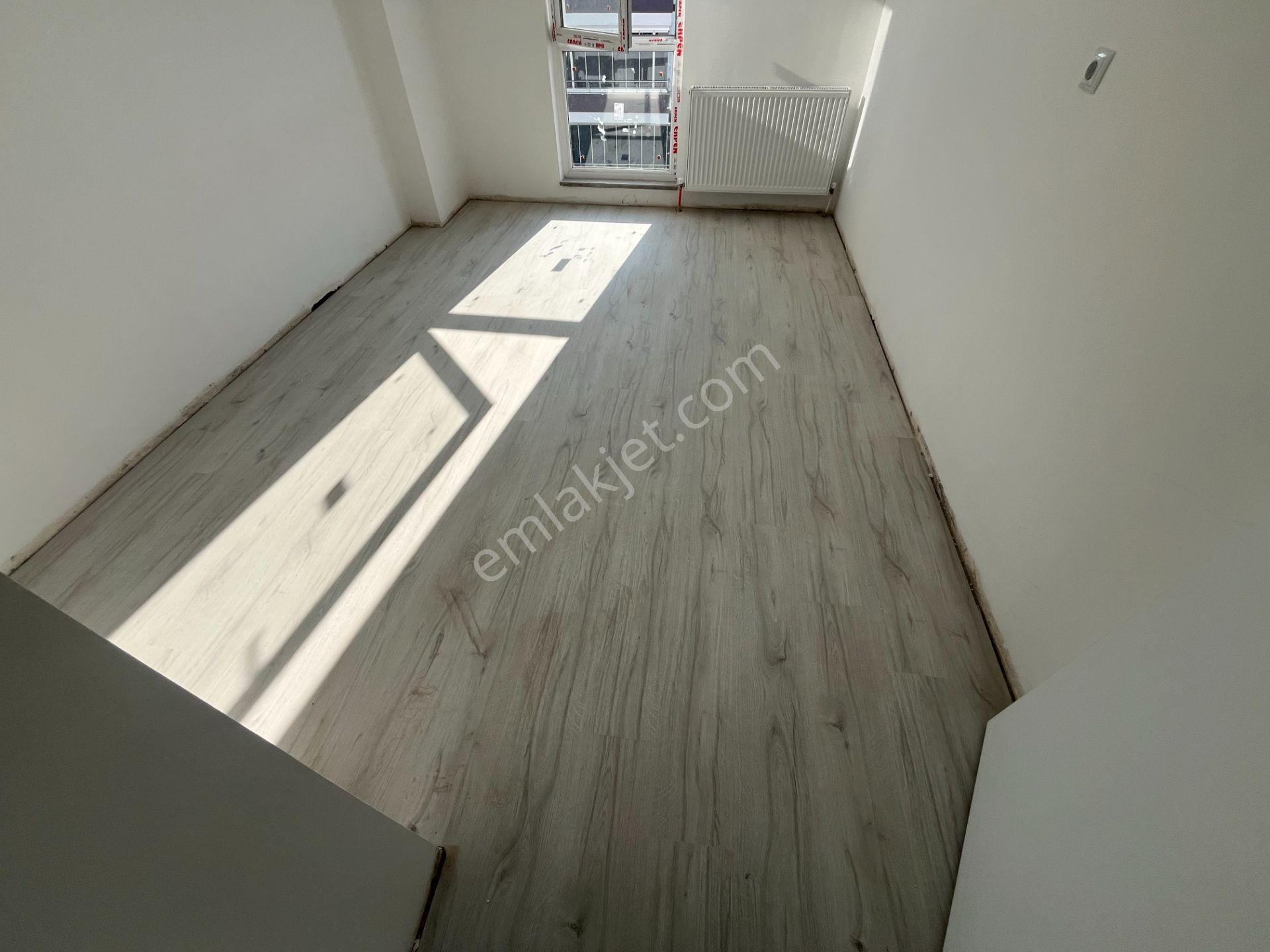 Çorum Cengiz Yapı-yavruturna Orta Okulu Civarı Satılık 3+1 Daire