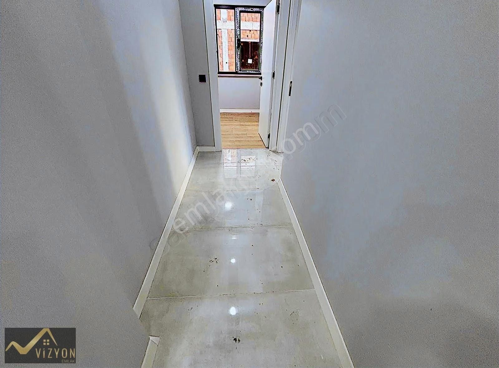 Bayramoğlunda Prestijli Konumda 3+1 Yüksek Giriş Net 125m² - Görsel 13