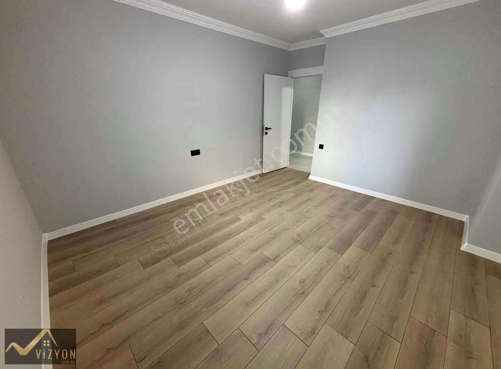 Bayramoğlunda Prestijli Konumda 3+1 Yüksek Giriş Net 125m² - Görsel 6