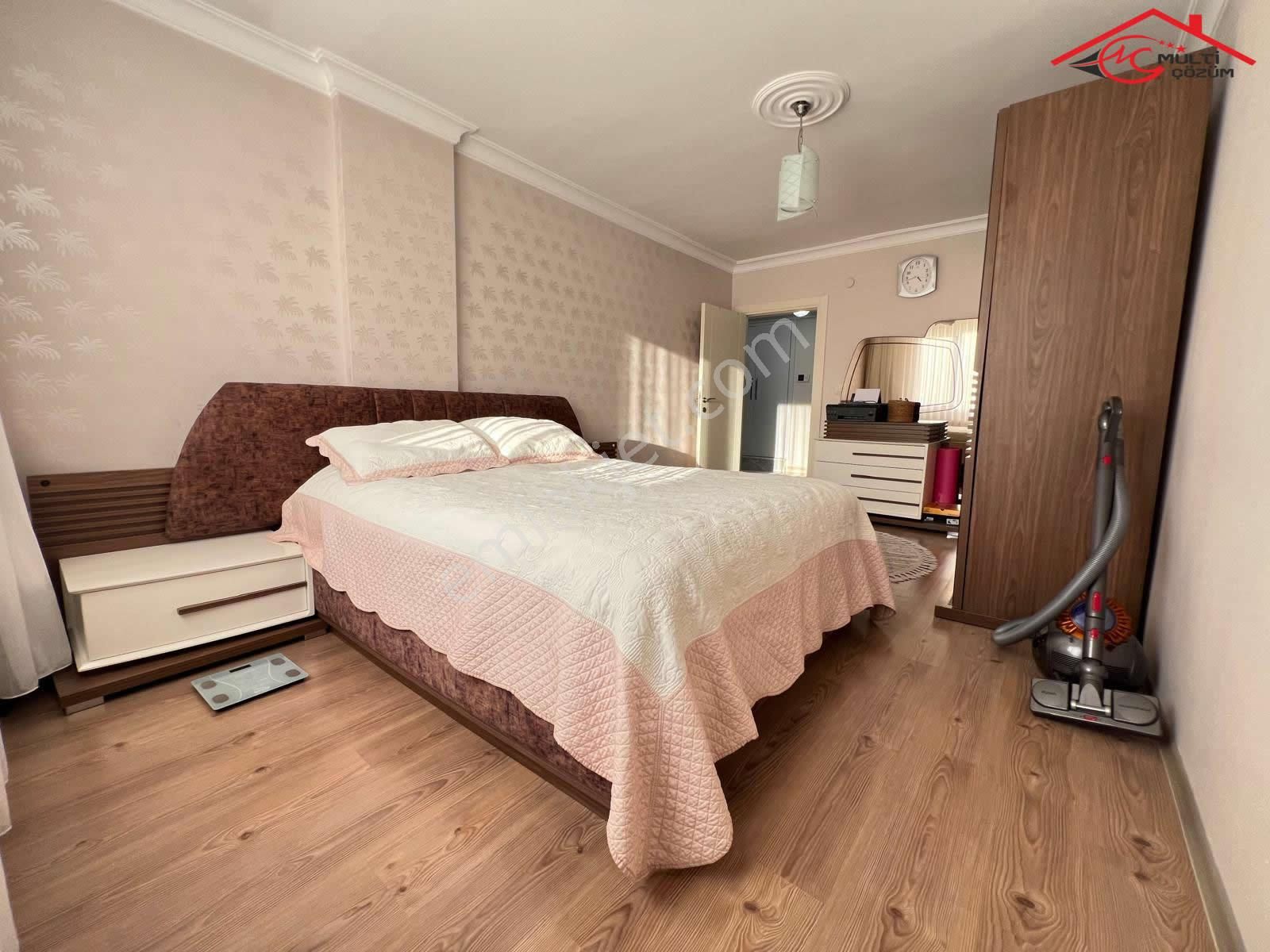 Kocasinan Merkez Mahallesinde Satılık Dubleks Daire Çift Girişli 4+2 İskanlı - Görsel 12