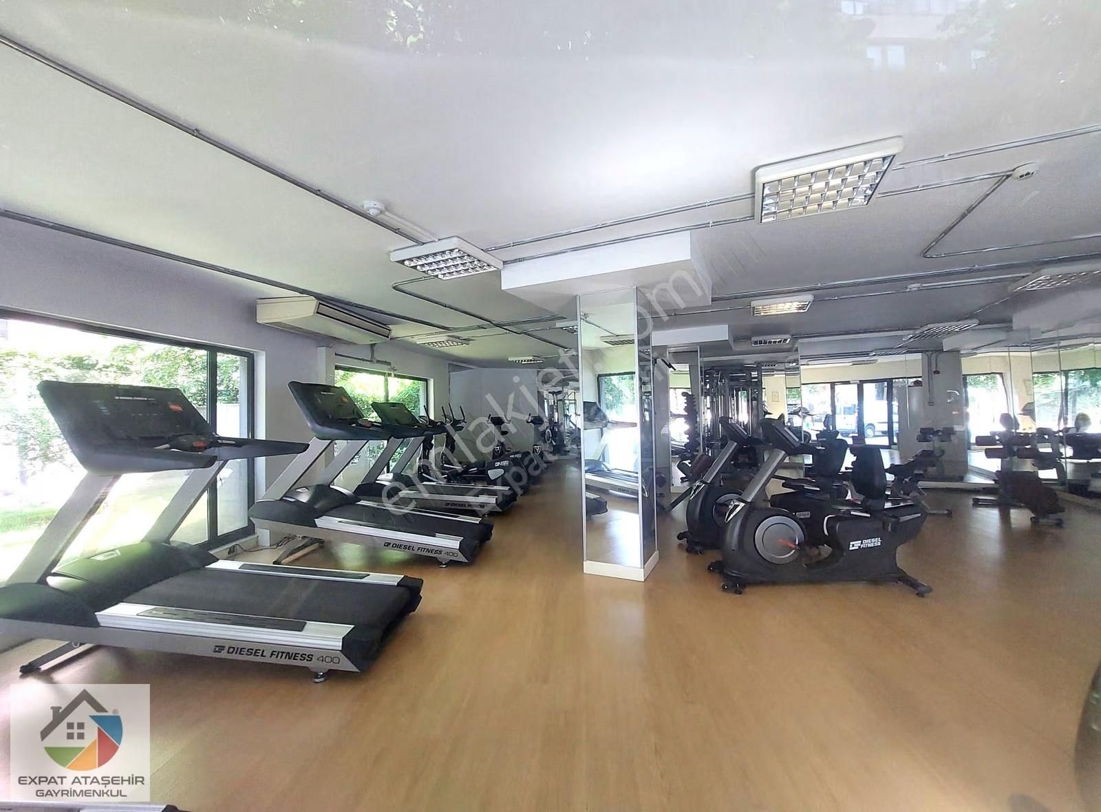 Rings İstanbul'da Kullanıma Hazır Bos Dubleks Daire 4+2 260m2 - Görsel 9