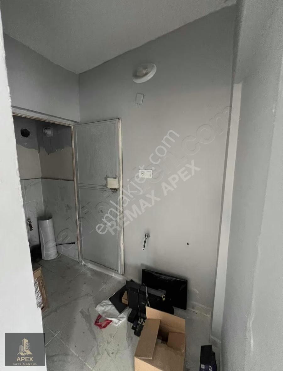 Hükümet Konağı Yanı 60 M² Uygun Fiyatlı Dükkân Fırsatı - Görsel 9