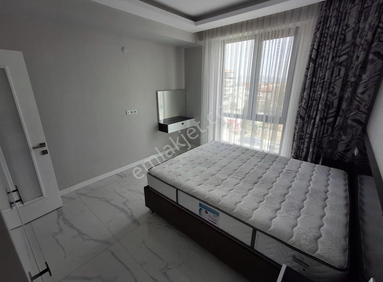 Satılık 2+1 Eşyalı Lüks Daire Üniversite Yolu Arakat Cadde Üstü - Görsel 31