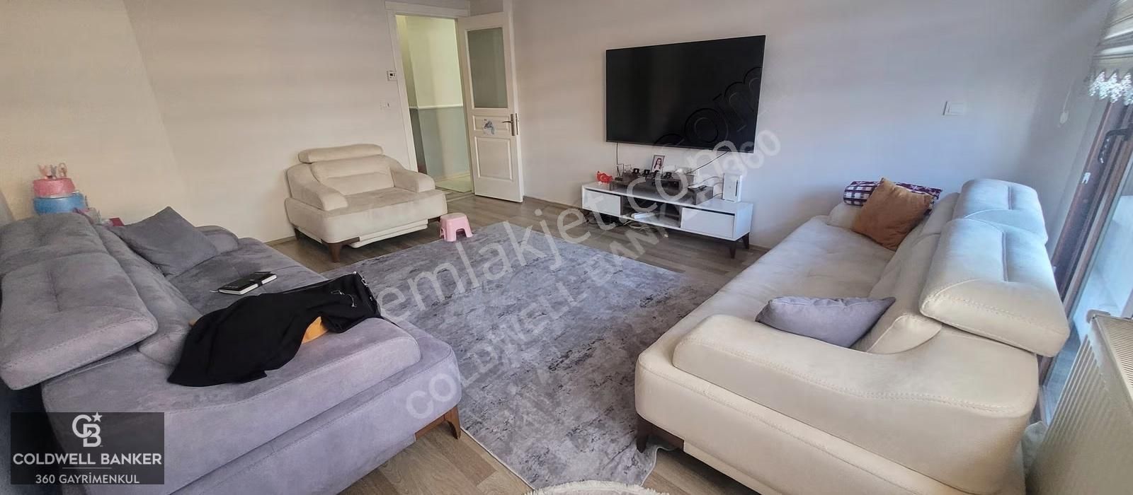 Karşıyaka Satılık 3+1 Çatı Kullanımlı 4.kat Daire