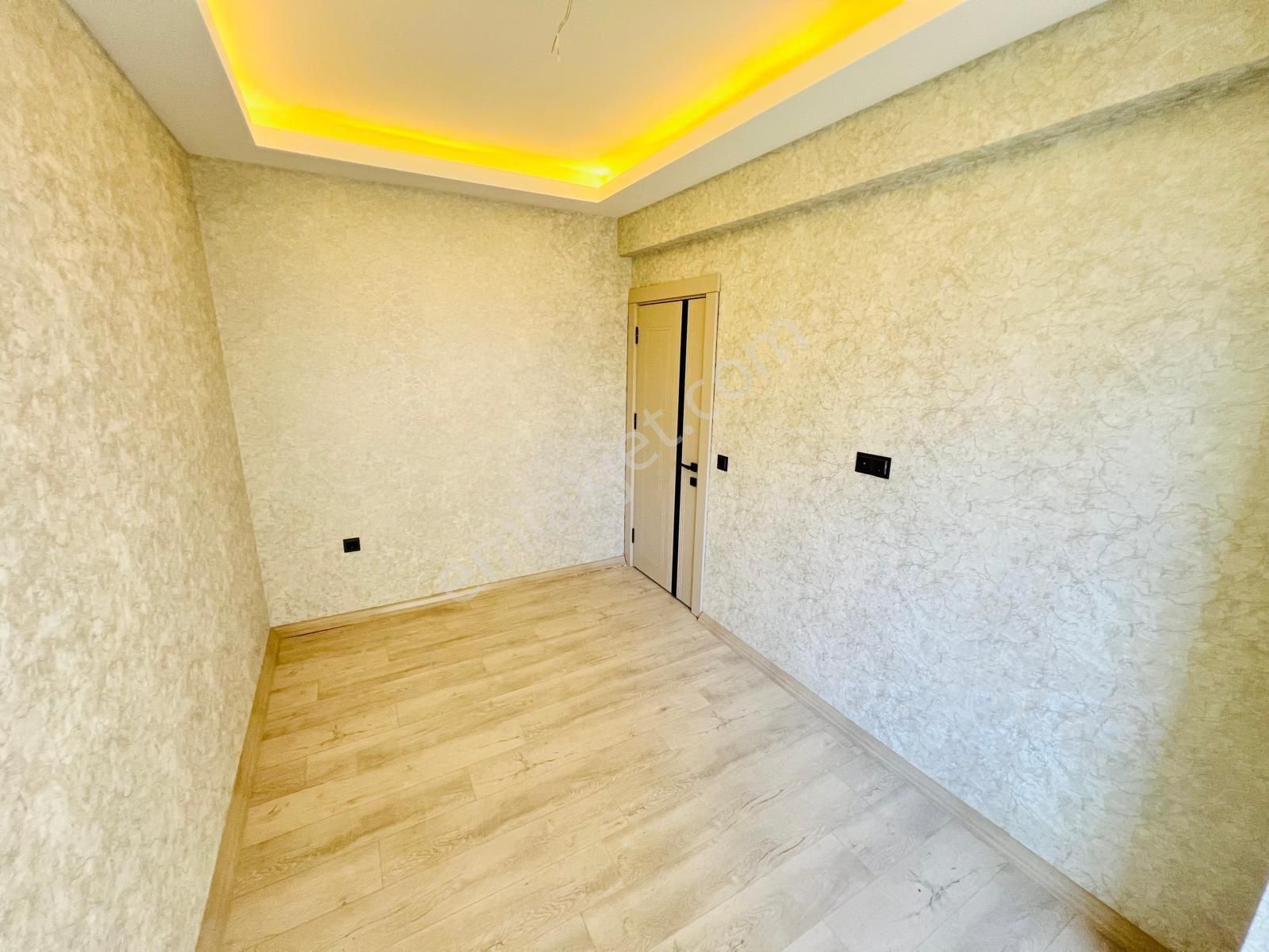 Bülbülzadede Satılık Lüx 2.5+1 Sıfır Daire - Görsel 8