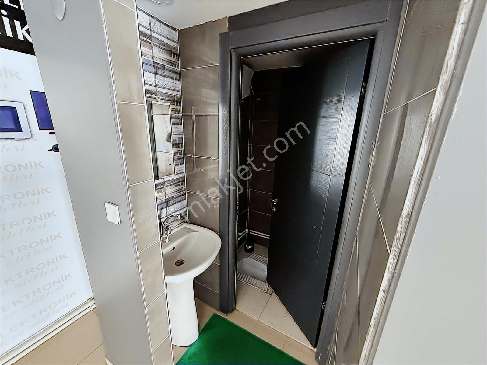 Karesi Avm De Merkezi Bir Konumda Kiralık Dükkan - Görsel 6