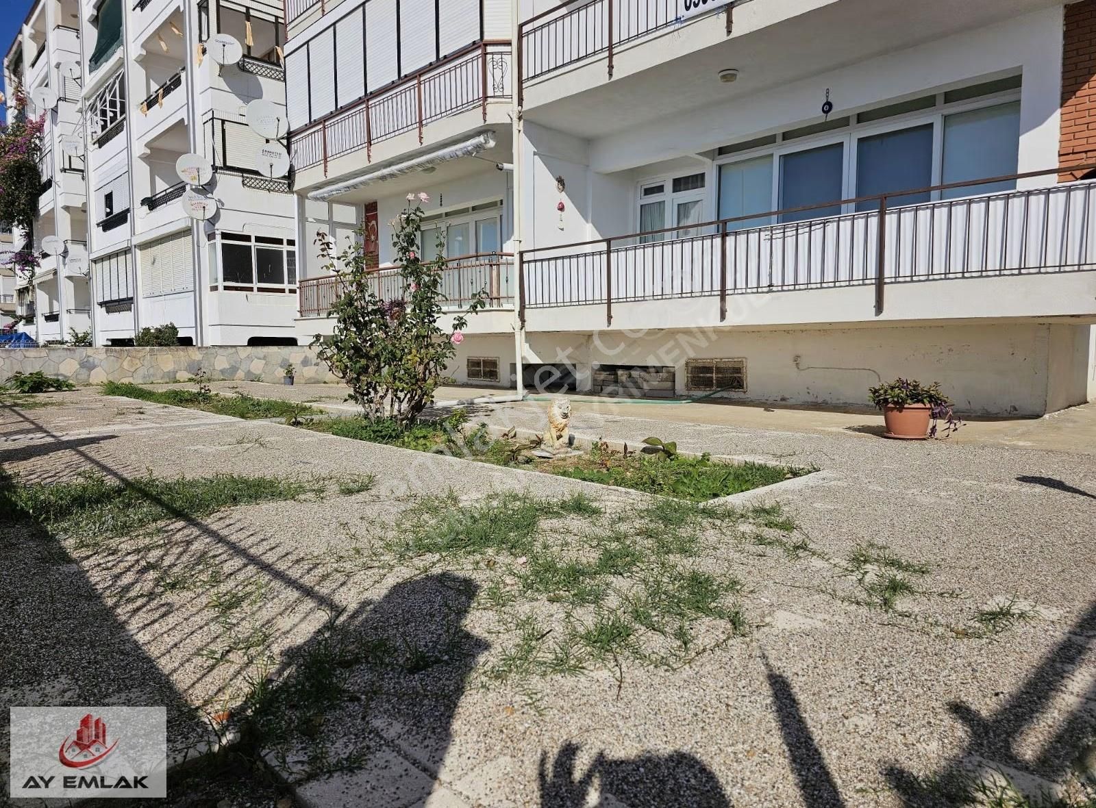 Ay Emlak'tan Denize 30 Metre Mesafede 2+1 Ara Kat Daire - Görsel 20