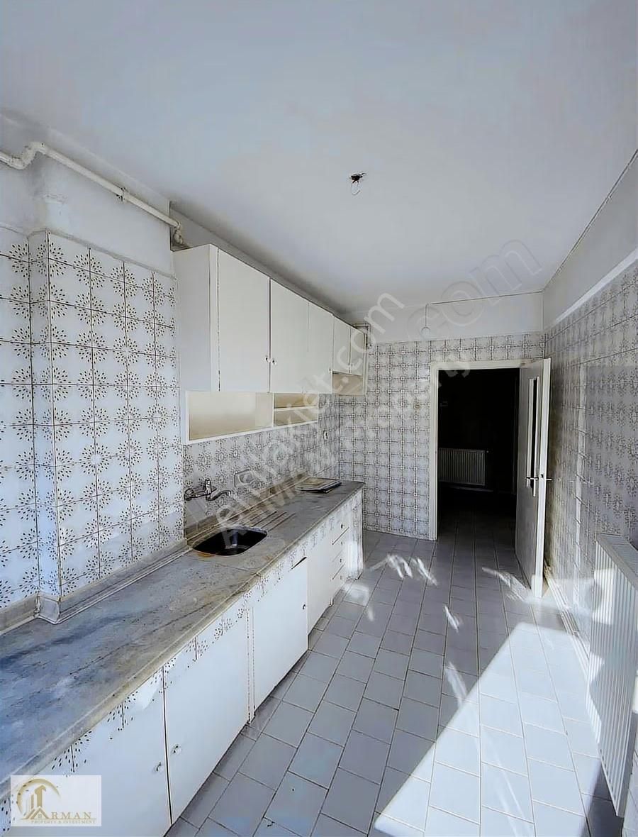 Üsküdar Selami Ali Mahallesinde 3+1 Kiralik Geniş Daire - Görsel 24