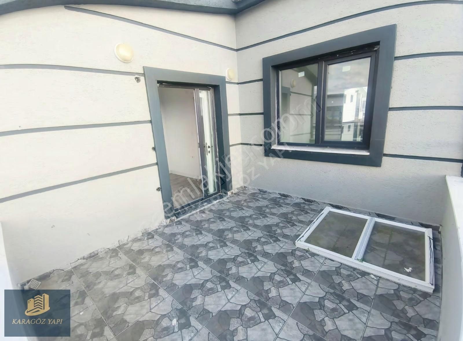 Deniz Tarafında Tam Müstakil 4+1 İskanlı Villa. Karagöz Yapıdan - Görsel 11