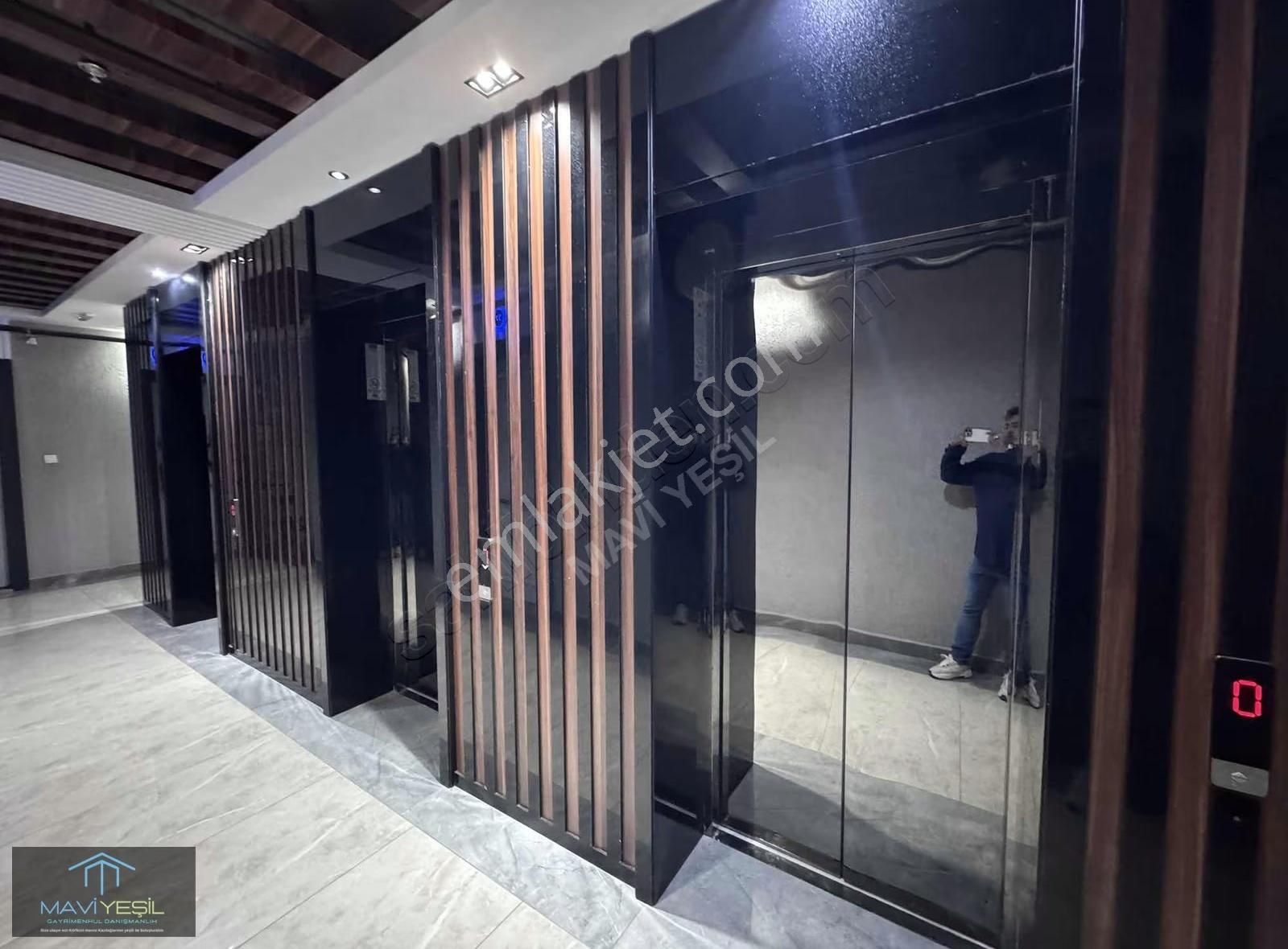 Edremıt Kadıköy Körfez Rezıdans'dasatılık 3 + 185 M2 Daıre - Görsel 4