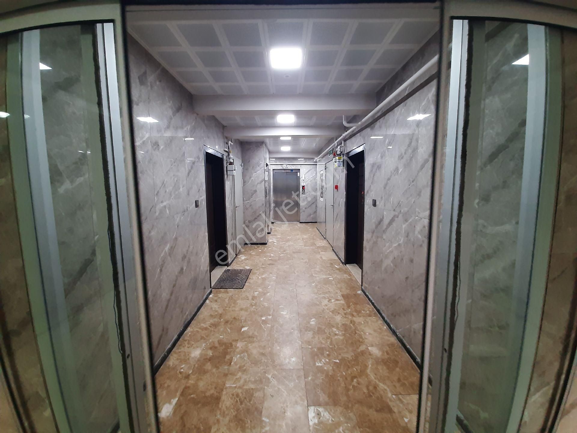 Etimesgut Yenibağlıca Mahallesinde Kiralık 4+1daire - Görsel 6