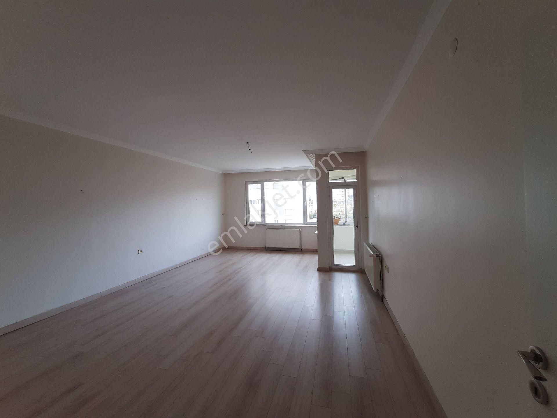 Etimesgut Yenibağlıca Mahallesinde Kiralık 4+1daire - Görsel 14