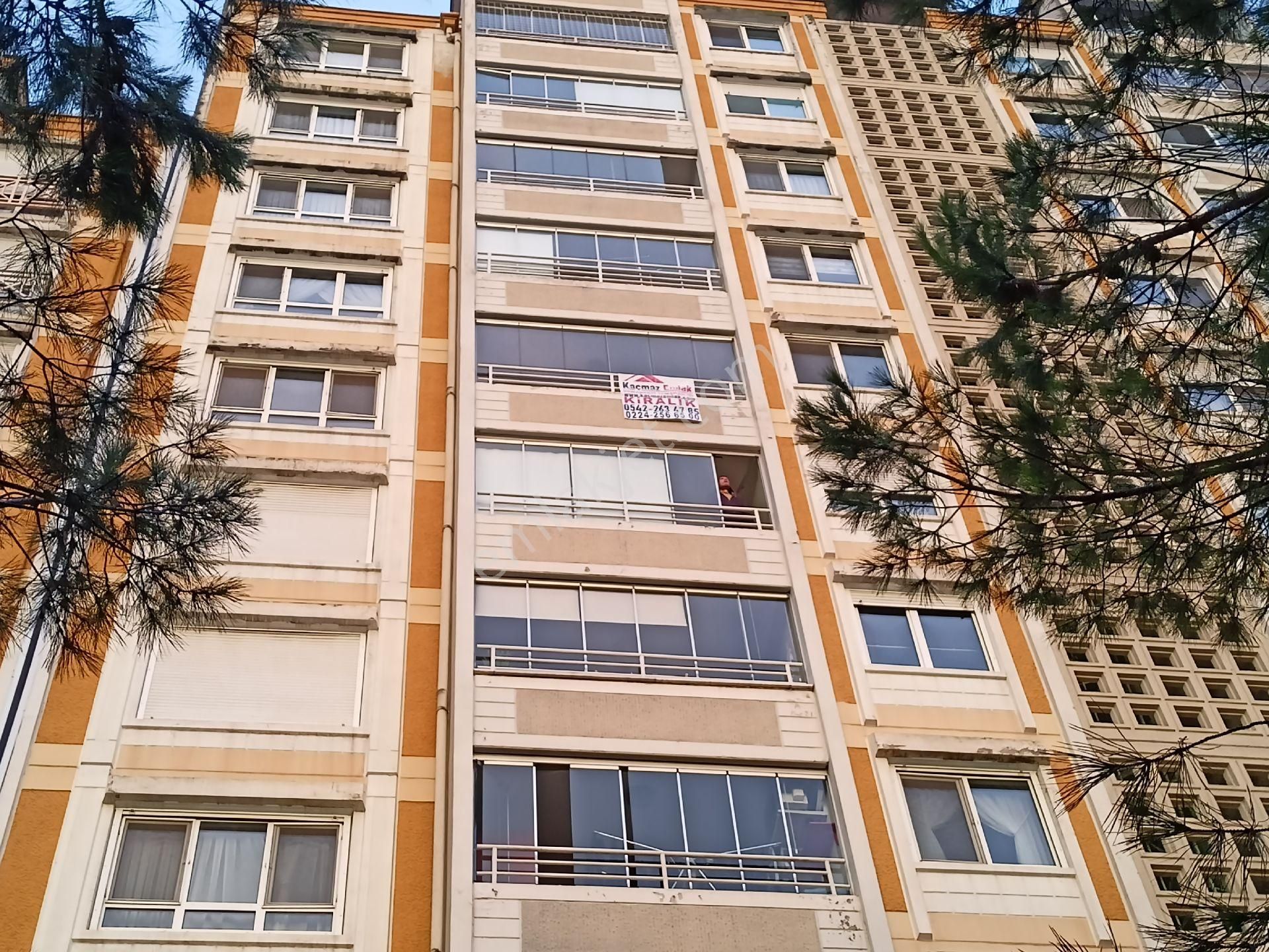 Kaçmaz Emlak Cumhuriyet Mah.yasemin Park Kiralık Manzaralı 3+1 Daire - Görsel 3