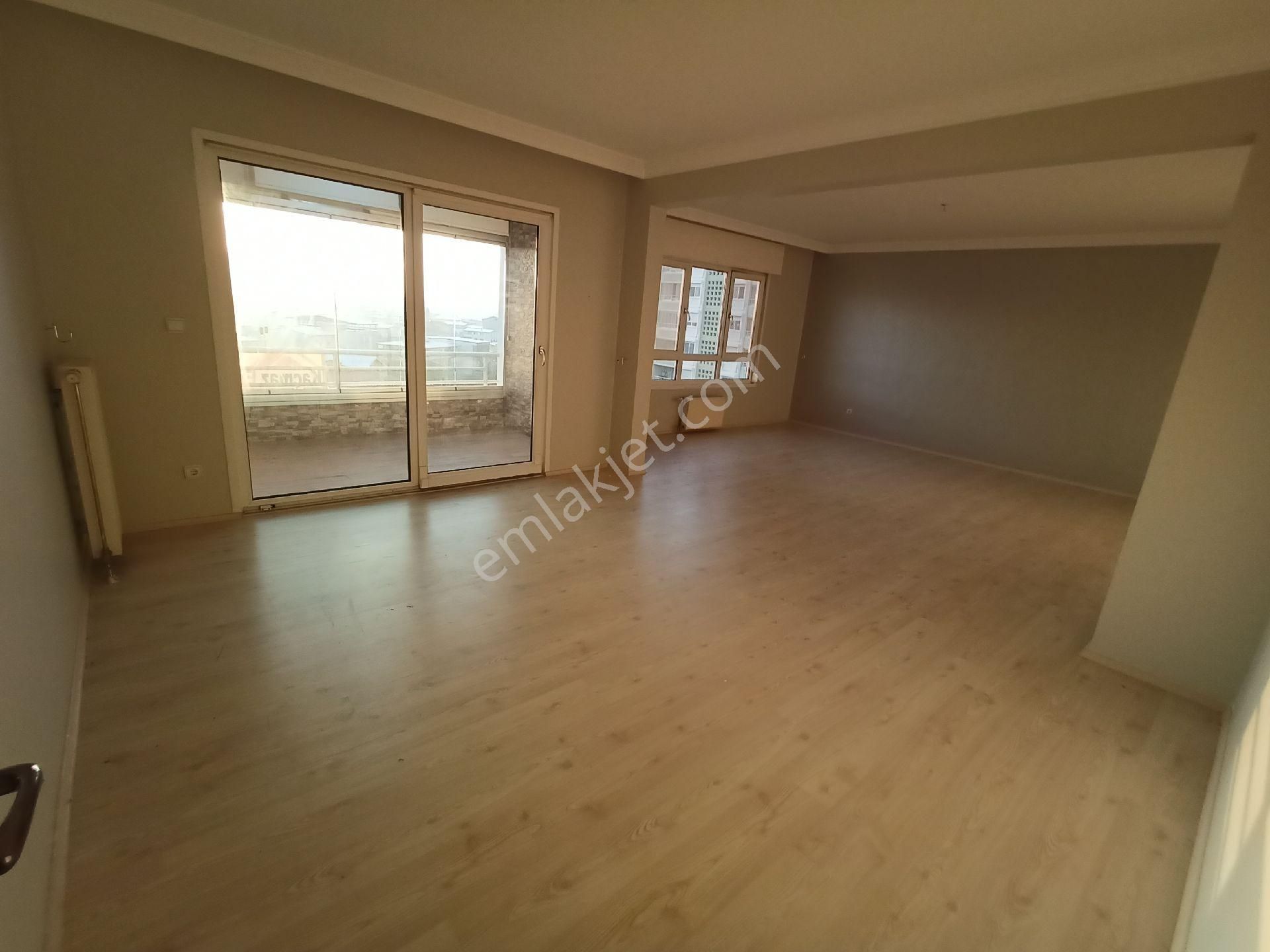 Kaçmaz Emlak Cumhuriyet Mah.yasemin Park Kiralık Manzaralı 3+1 Daire - Görsel 4