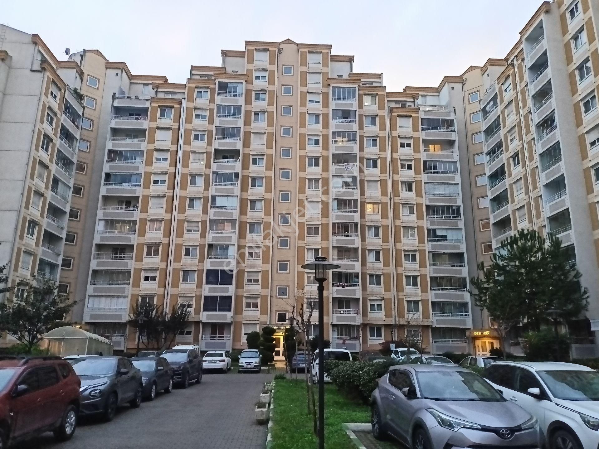 Kaçmaz Emlak Cumhuriyet Mah.yasemin Park Kiralık Manzaralı 3+1 Daire