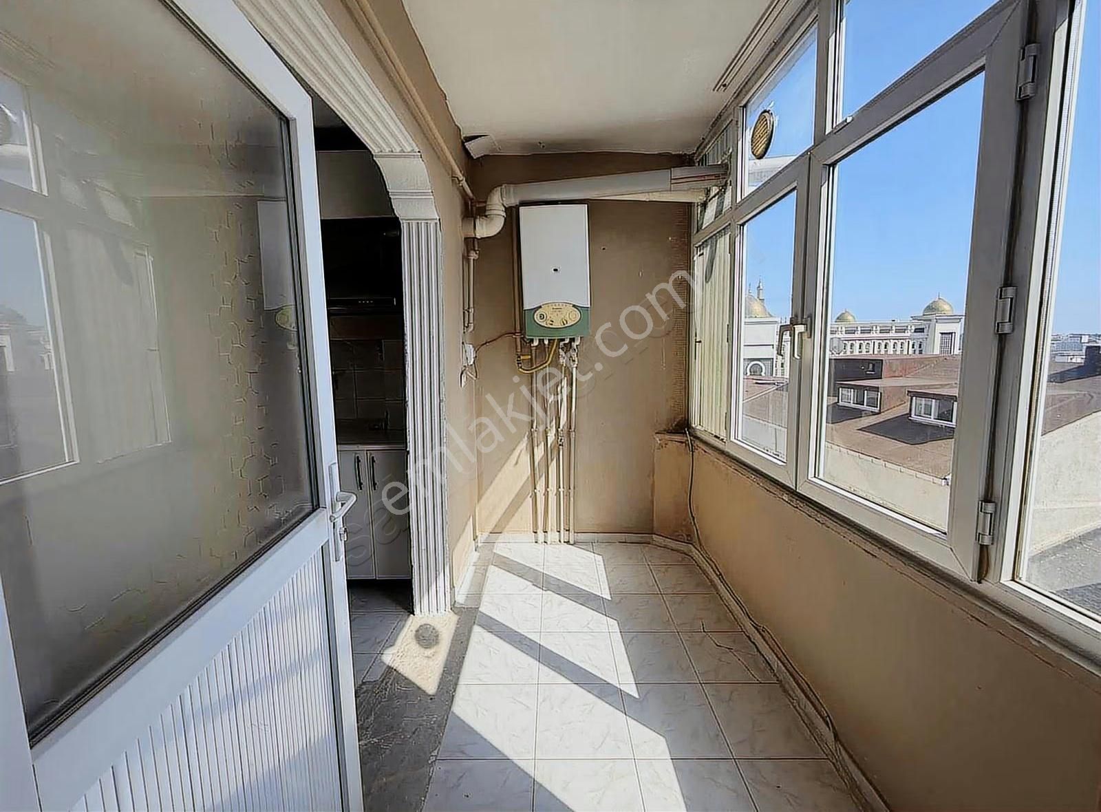 Halkalı Merkez Mh Kiralık 90m2 2+1 5.kat Güney Cephe Daire - Görsel 13
