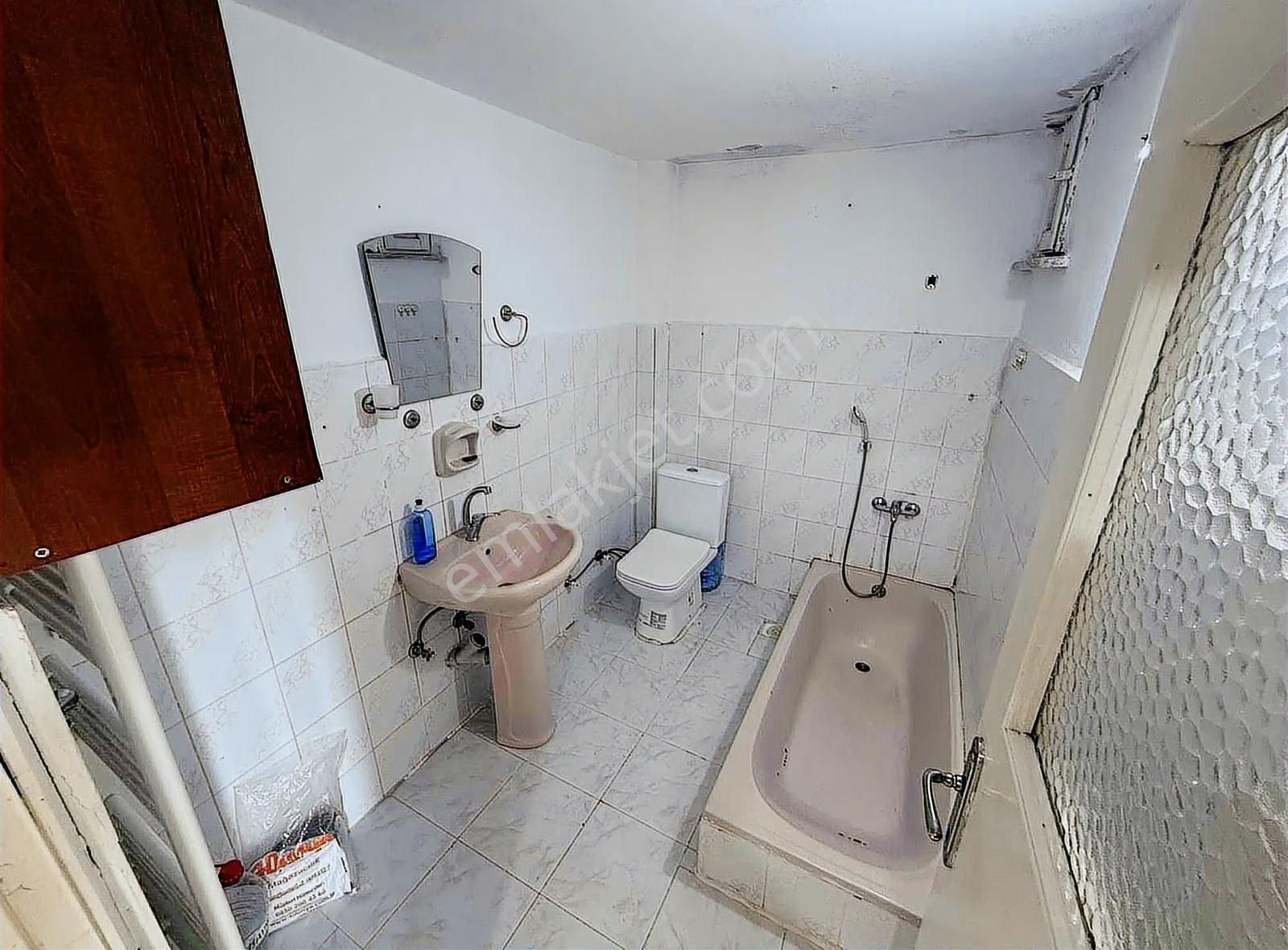 Halkalı Merkez Mh Kiralık 90m2 2+1 5.kat Güney Cephe Daire - Görsel 21