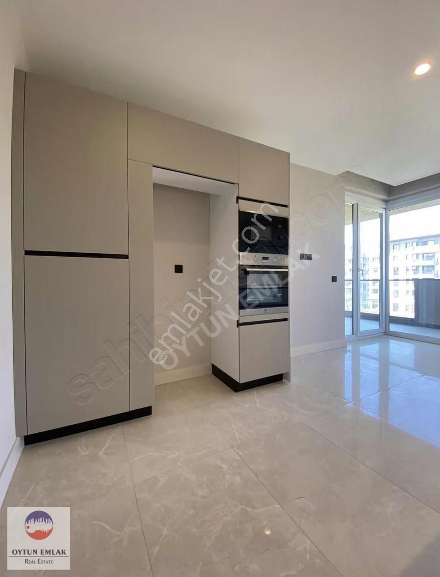 Tema İstanbul 2 B Etap Orta Peyzaj Satılık 4+1 Daire 230 M² - Görsel 12