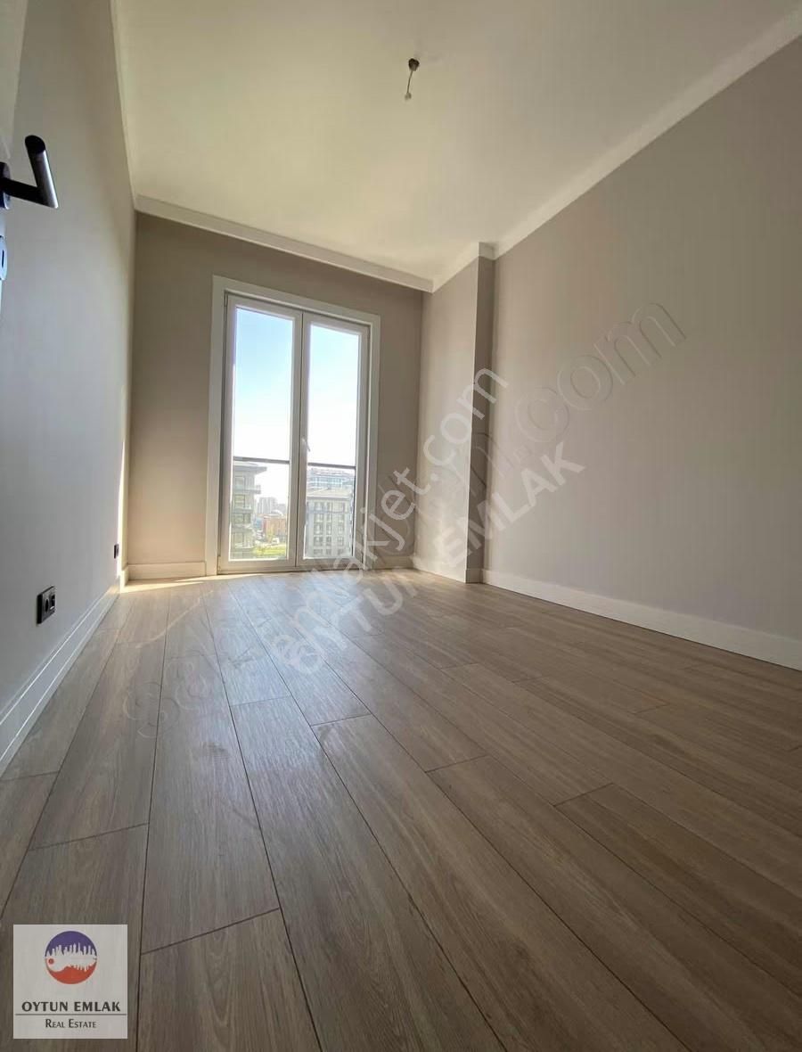 Tema İstanbul 2 B Etap Orta Peyzaj Satılık 4+1 Daire 230 M² - Görsel 4