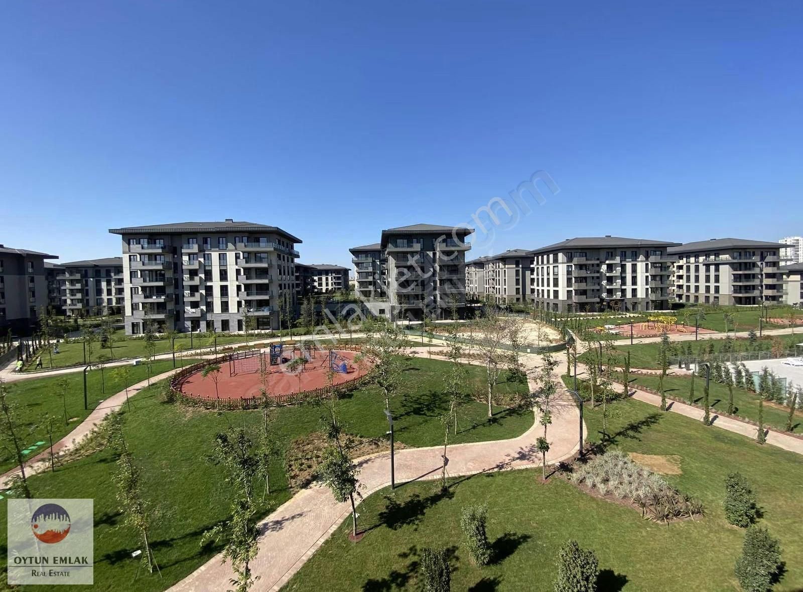 Tema İstanbul 2 B Etap Orta Peyzaj Satılık 4+1 Daire 230 M²