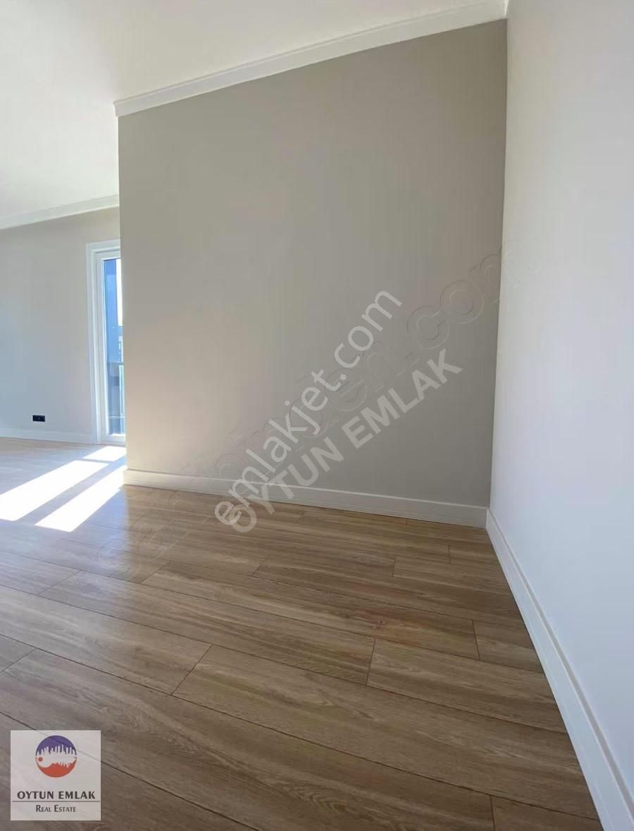 Tema İstanbul 2 B Etap Orta Peyzaj Satılık 4+1 Daire 230 M² - Görsel 9