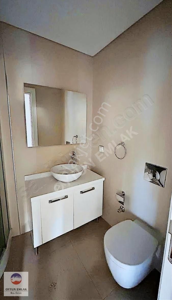 İstanbul Sarayları Balkonlu Satılık Boş 2+1 Daire 128 M² - Görsel 28