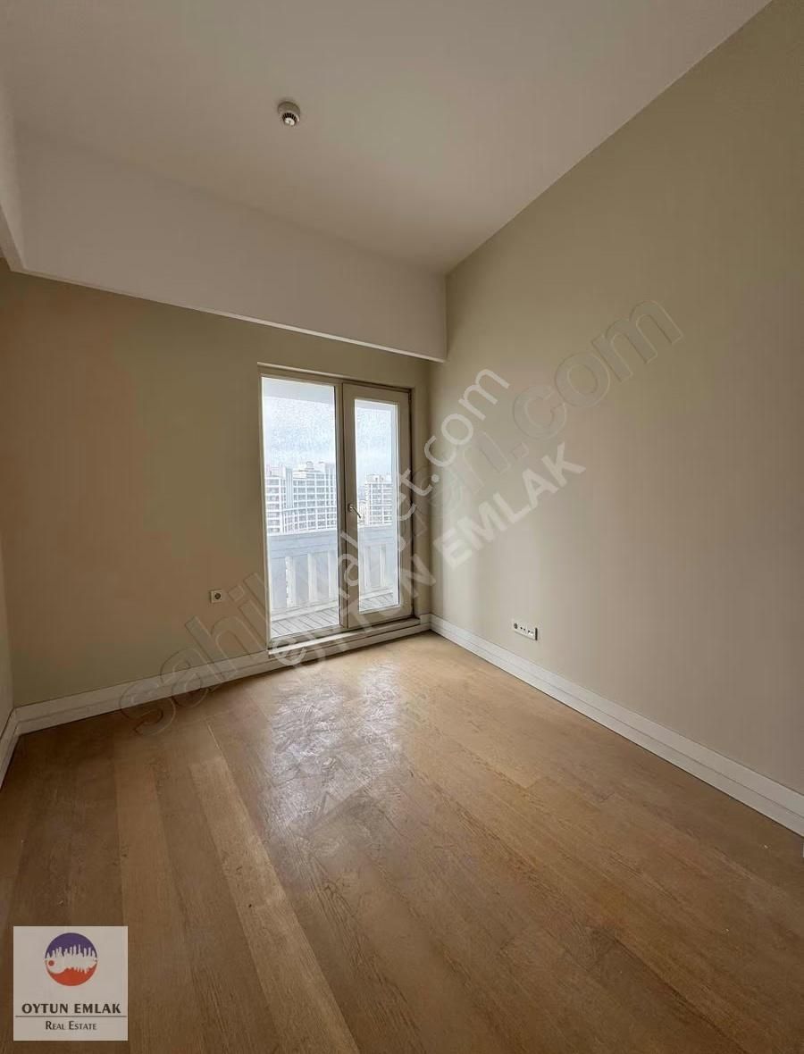 İstanbul Sarayları Balkonlu Satılık Boş 2+1 Daire 128 M² - Görsel 2