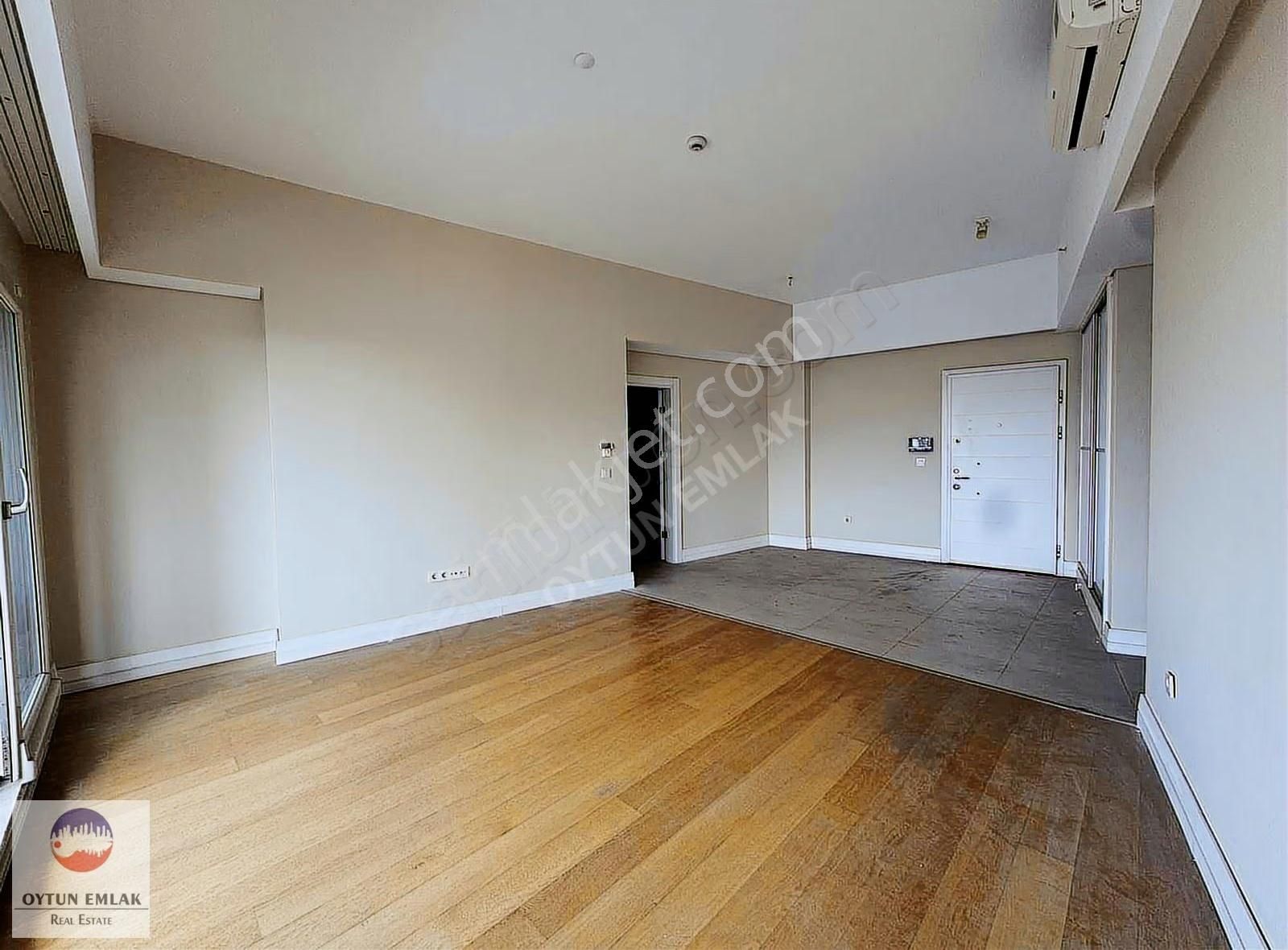 İstanbul Sarayları Balkonlu Satılık Boş 2+1 Daire 128 M² - Görsel 3