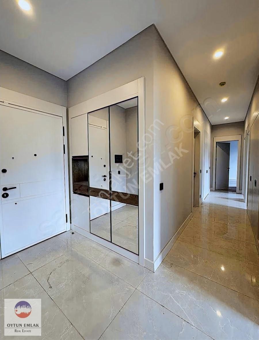 Tema İstanbul 2 Peyzaj Manzaralı Kiralık Büyük 3+1 Daire 198 M² - Görsel 8