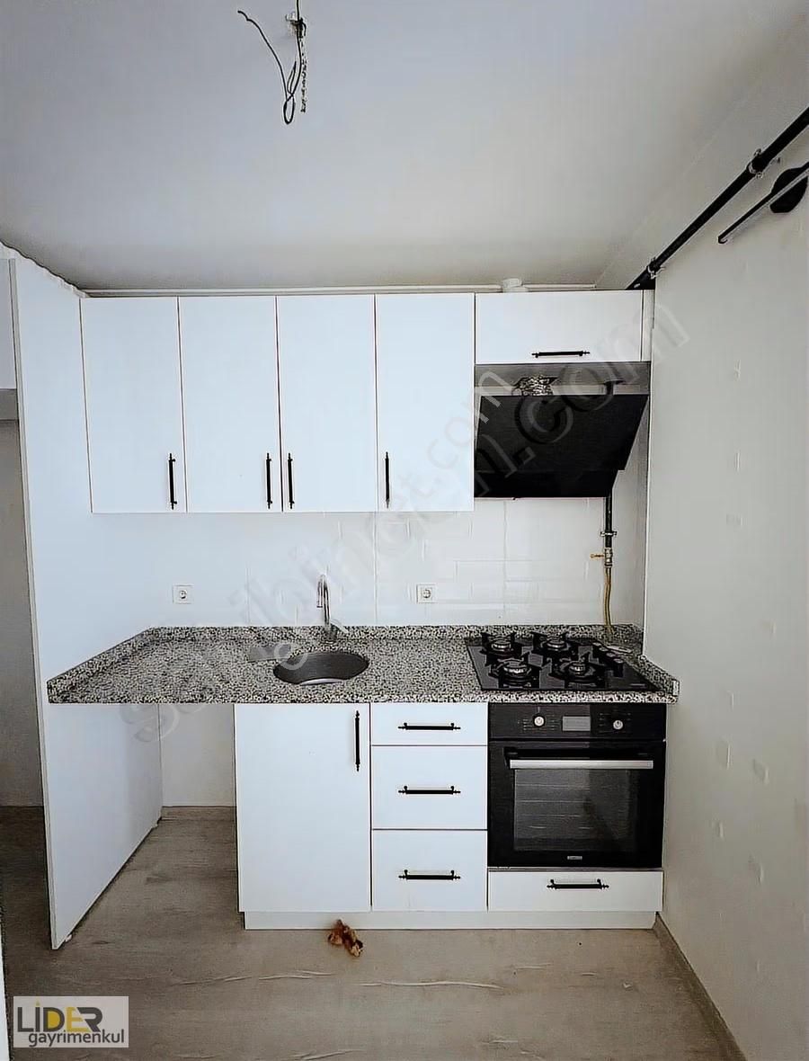 Lider'den Yeni Binada Altıntepe'de Bahçe Kullanımlı Boş 1+1 - Görsel 4