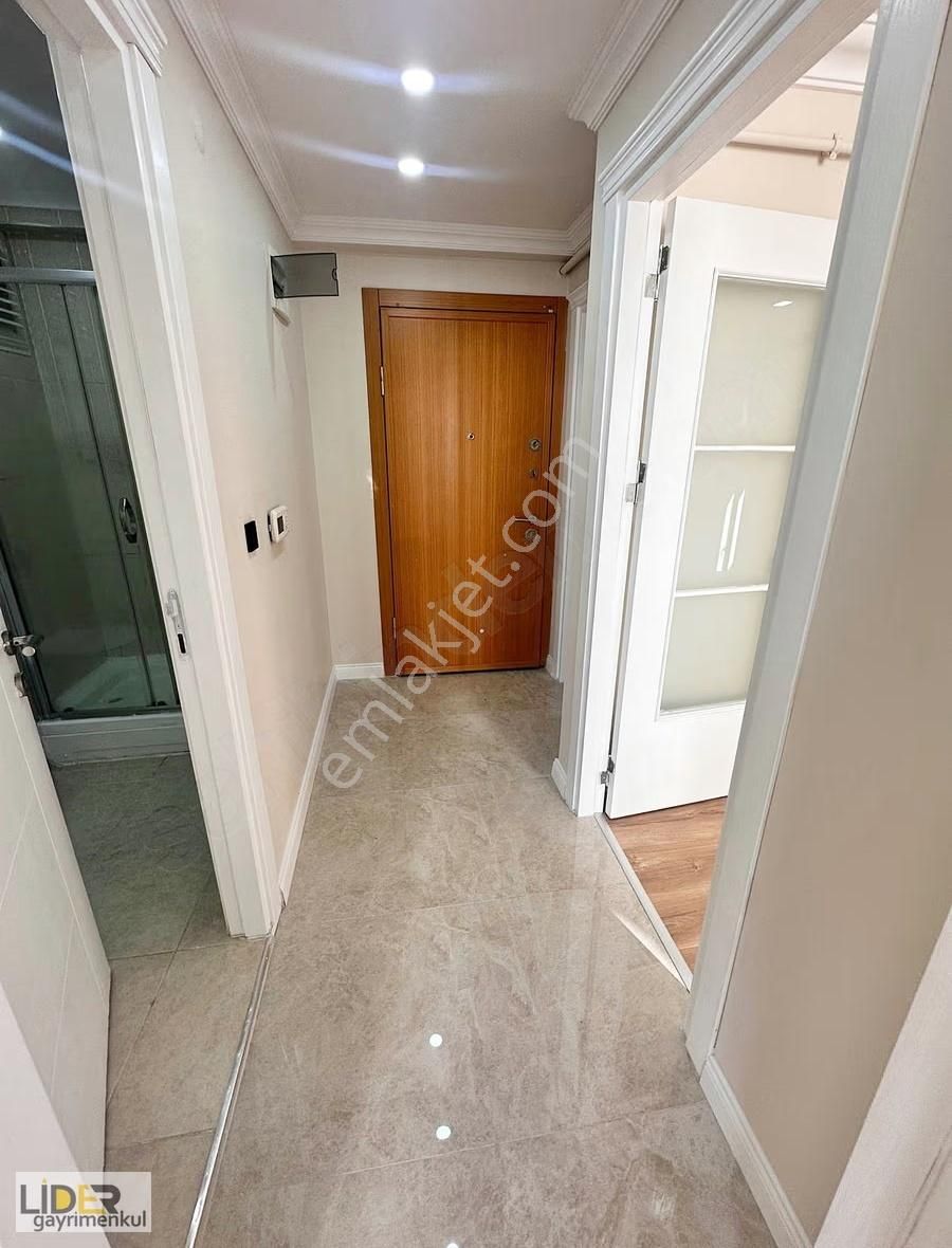 Lider'den Küçükyalı'da Marmaray Metro Yakın Ön Köşe Balkonlu 2+1 - Görsel 6