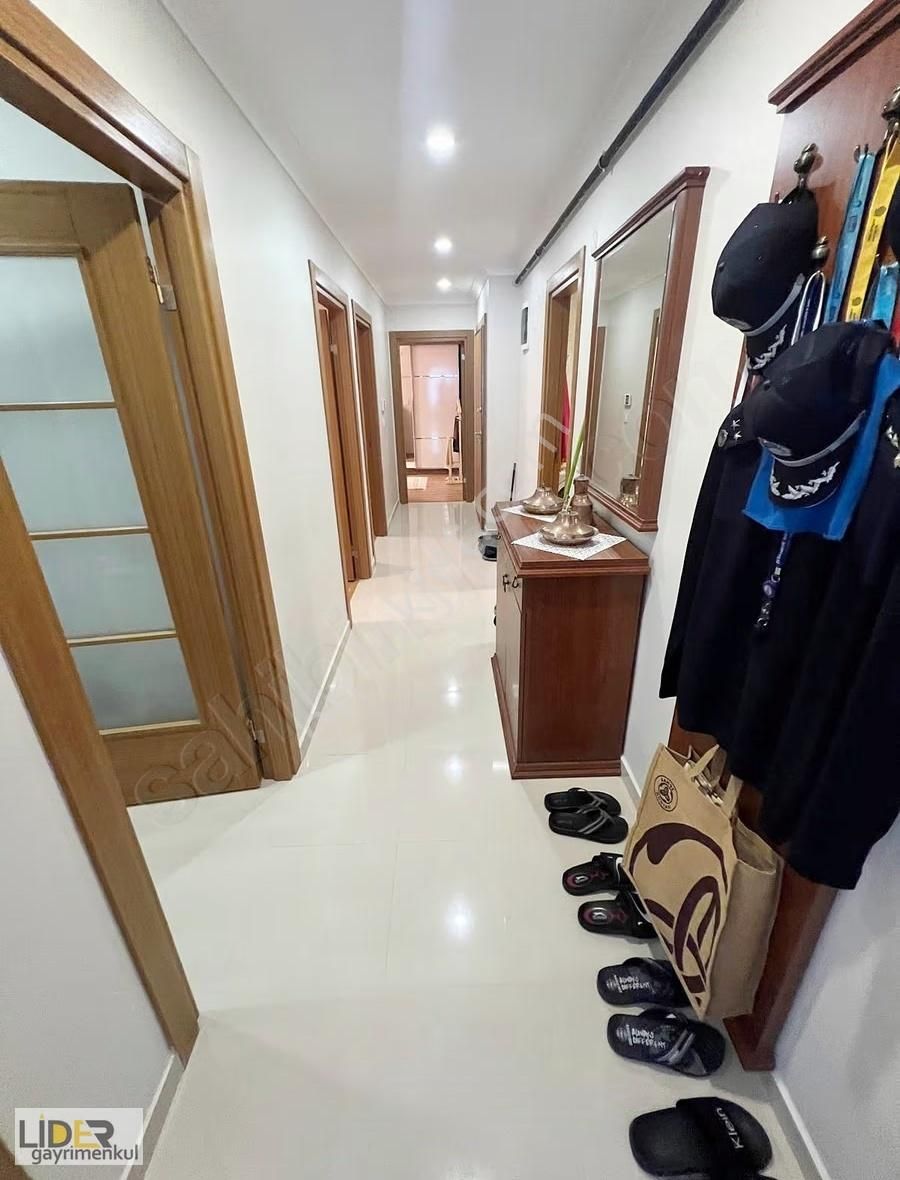 Lider'den Genç Binada Ön Cephe Balkonlu Ferah Min Yakın 3+1 - Görsel 5