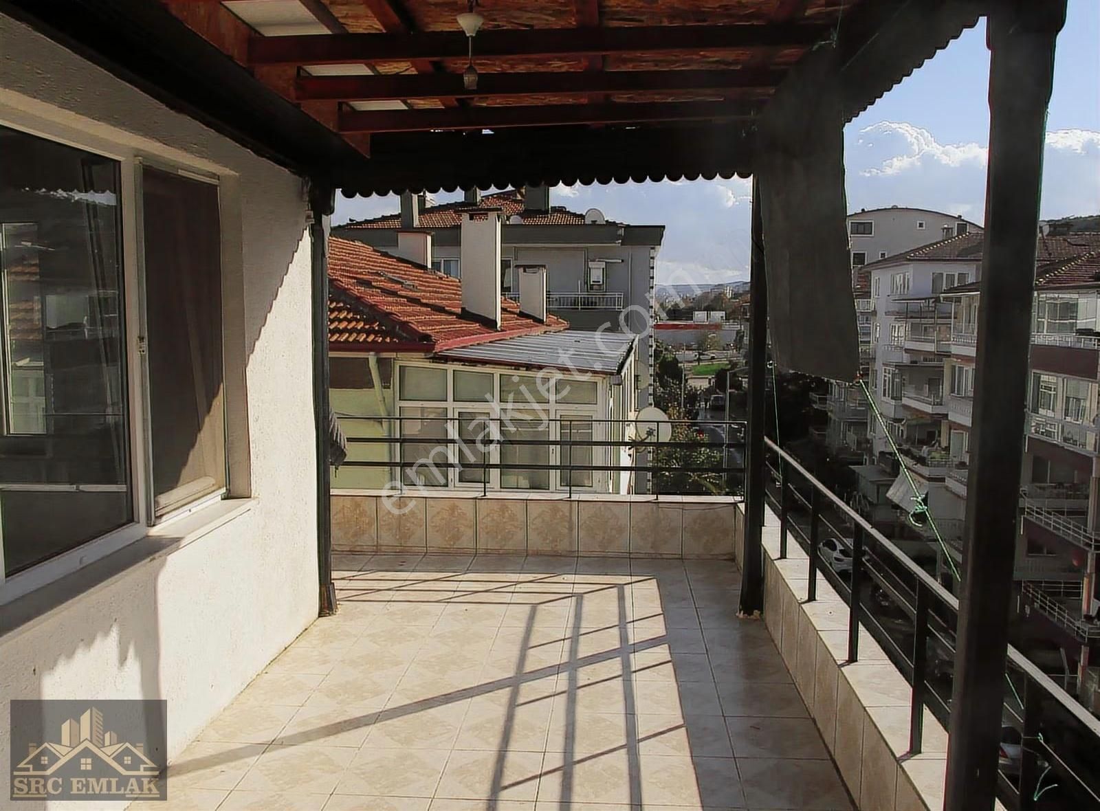 Src Emlaktan Bursa Ömerbey Mah. Kiralık 3+1 Daire - Görsel 3
