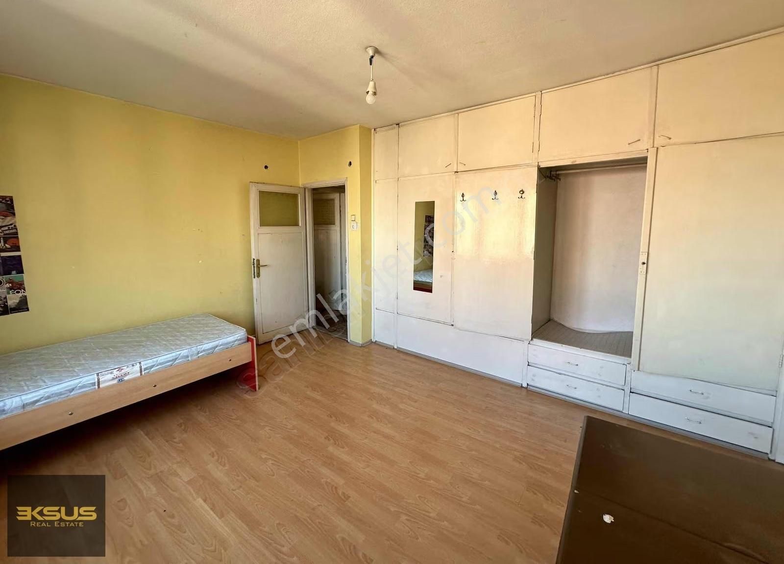 Balıkesir Çarşı Merkezde Kiralık Eşyalı 3+1 Daire - Görsel 5