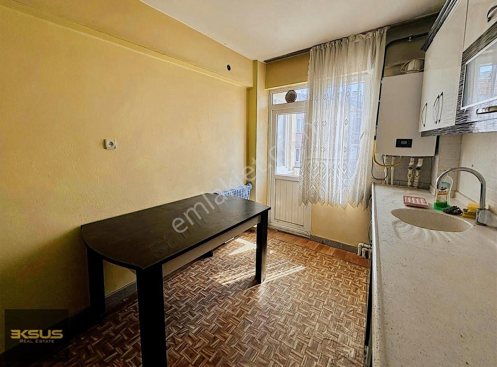 Balıkesir Çarşı Merkezde Kiralık Eşyalı 3+1 Daire - Görsel 21