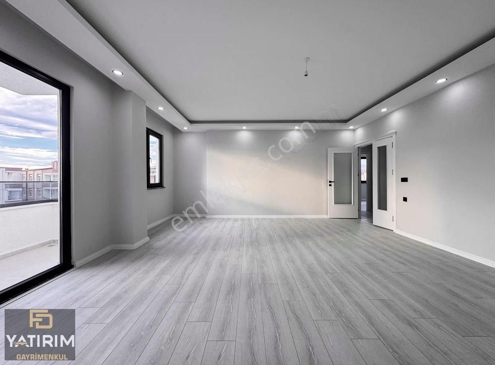 Darıca Merkezde Deniz Manzaralı 4+1 245 M2 K.otoparklı Dubleks - Görsel 12