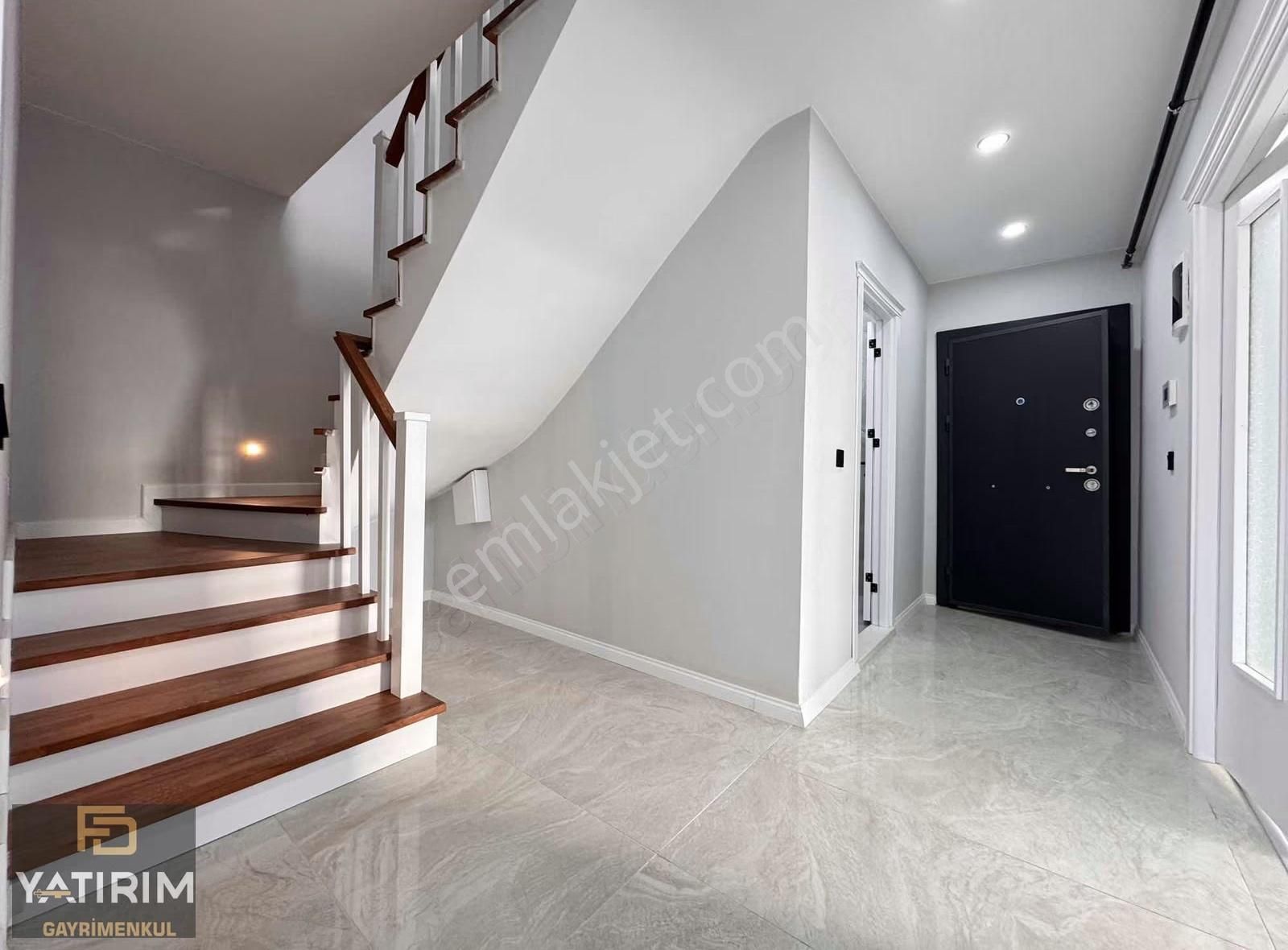 Darıca Merkezde Deniz Manzaralı 4+1 245 M2 K.otoparklı Dubleks - Görsel 14