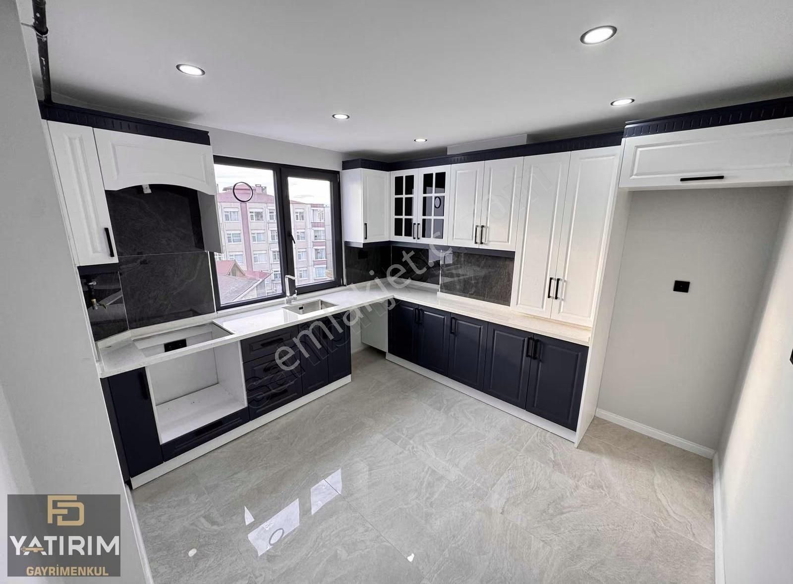 Darıca Merkezde Deniz Manzaralı 4+1 245 M2 K.otoparklı Dubleks - Görsel 2