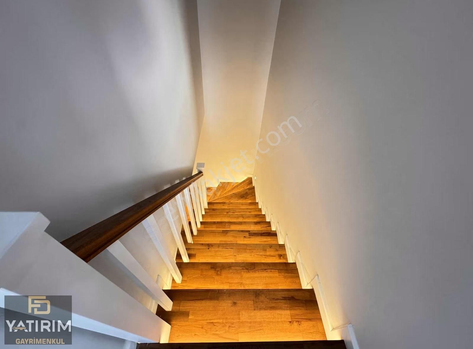 Darıca Merkezde Deniz Manzaralı 4+1 245 M2 K.otoparklı Dubleks - Görsel 24