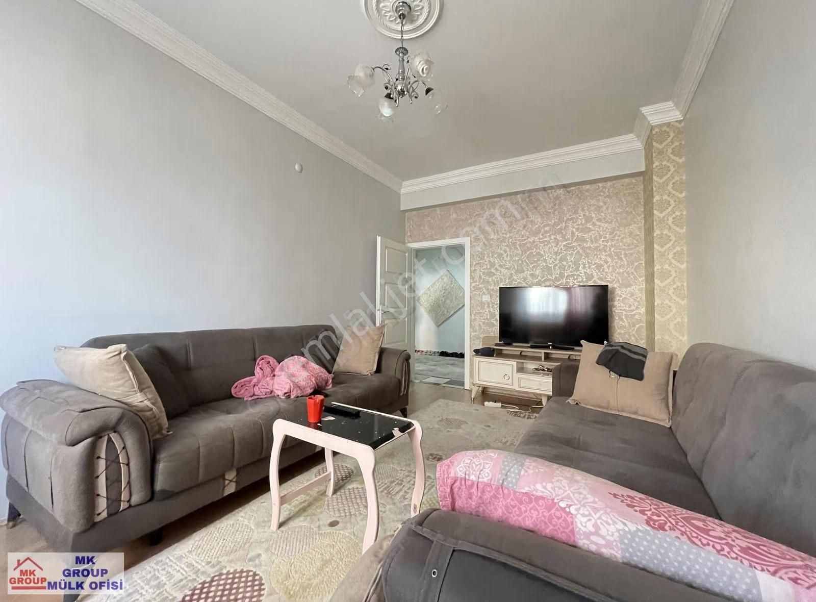 Papatya Caddesi Üzerinde Geniş Oturumlu Eşyalı Satılık 3+1 Daire - Görsel 18