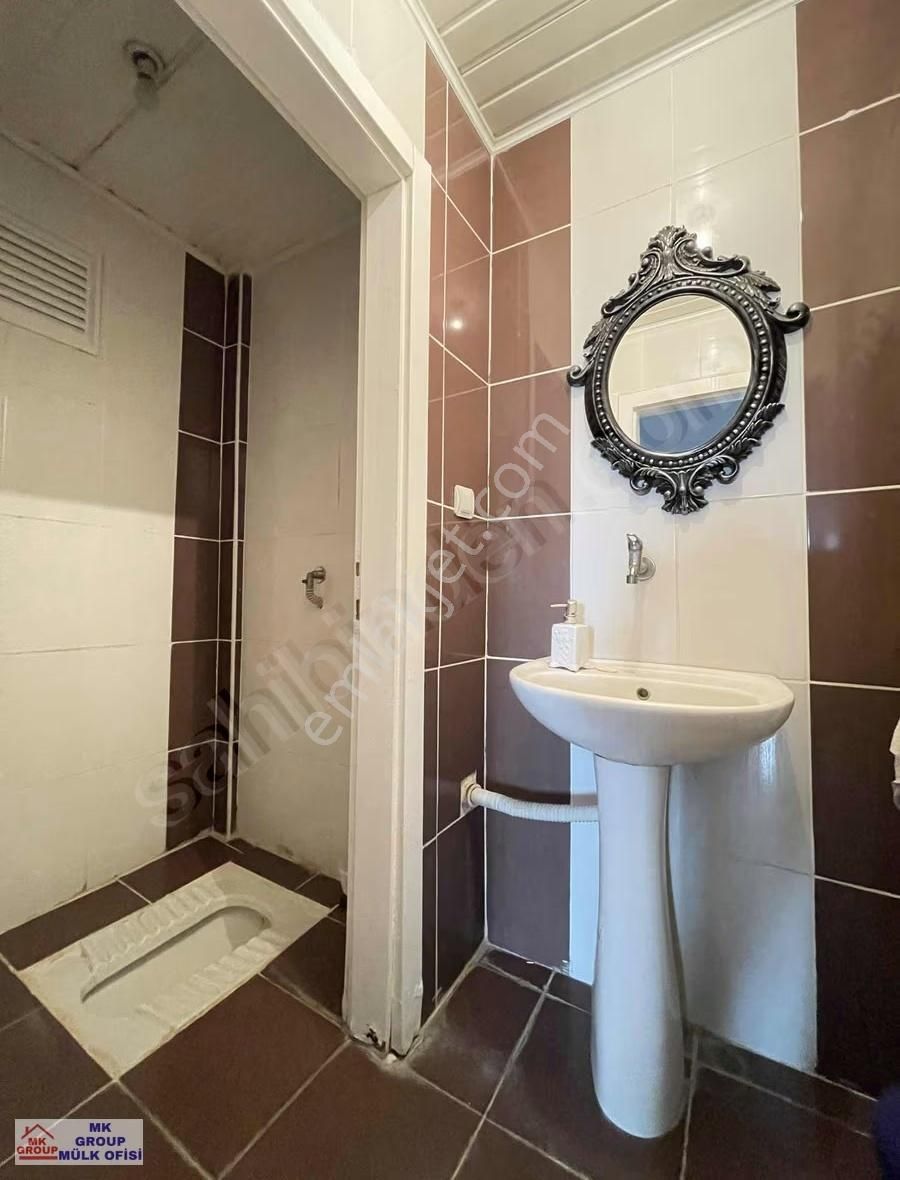 Papatya Caddesi Üzerinde Geniş Oturumlu Eşyalı Satılık 3+1 Daire - Görsel 12